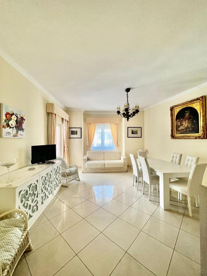 Short-Lets D33, Part Of The House Is Available For Short-Term Rentals In Sorrento Center Kültér fotó